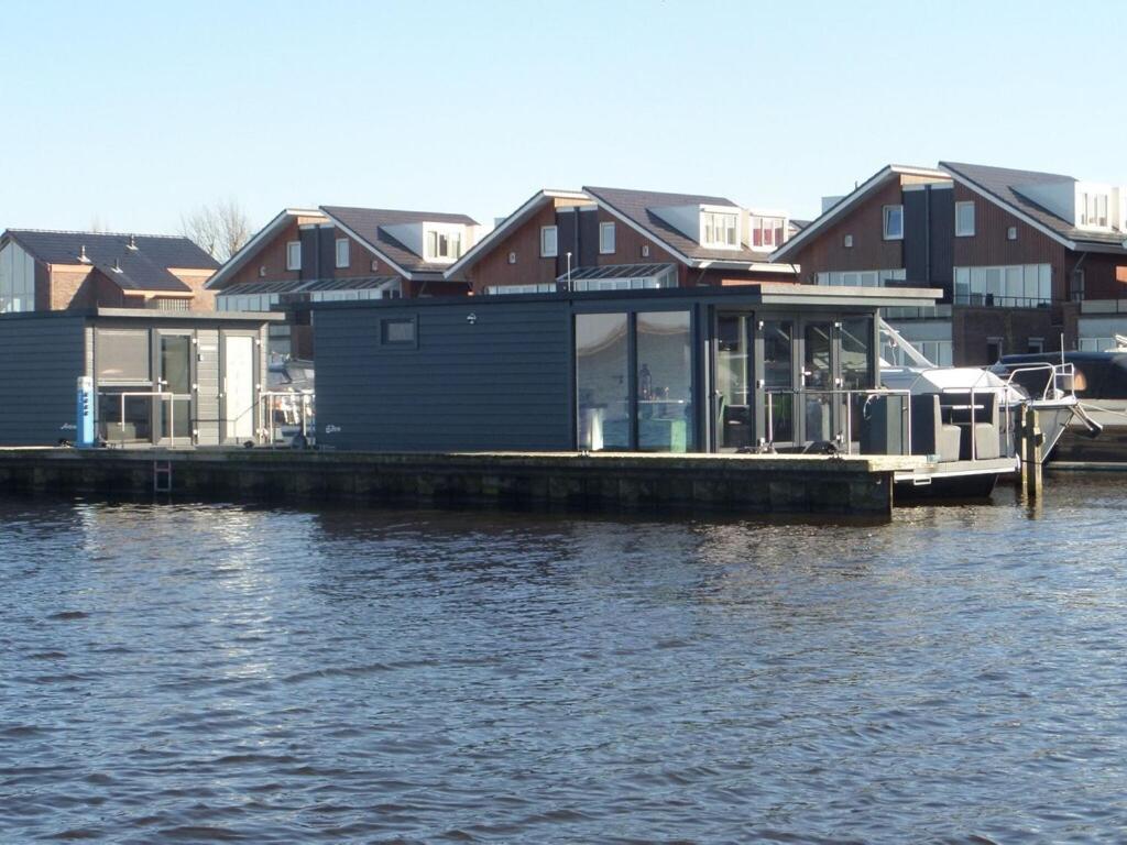 Modern Houseboat With Air Conditioning Located In Marina Uitgeest Kültér fotó