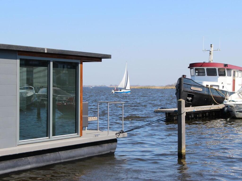 Modern Houseboat With Air Conditioning Located In Marina Uitgeest Kültér fotó