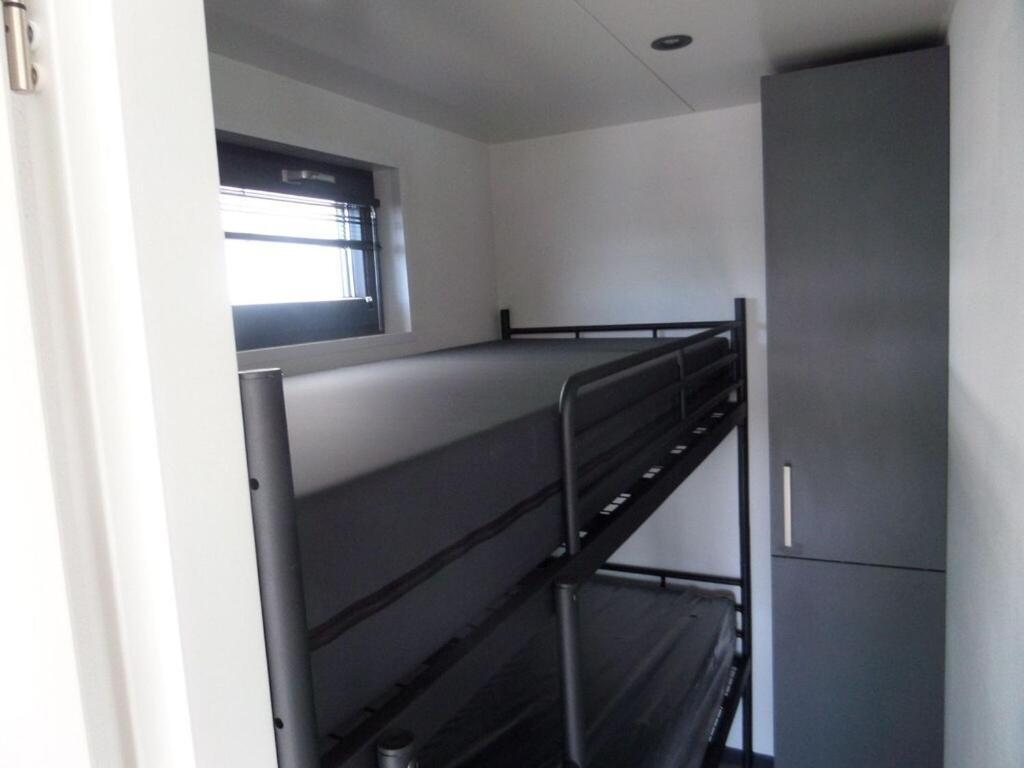 Modern Houseboat With Air Conditioning Located In Marina Uitgeest Kültér fotó